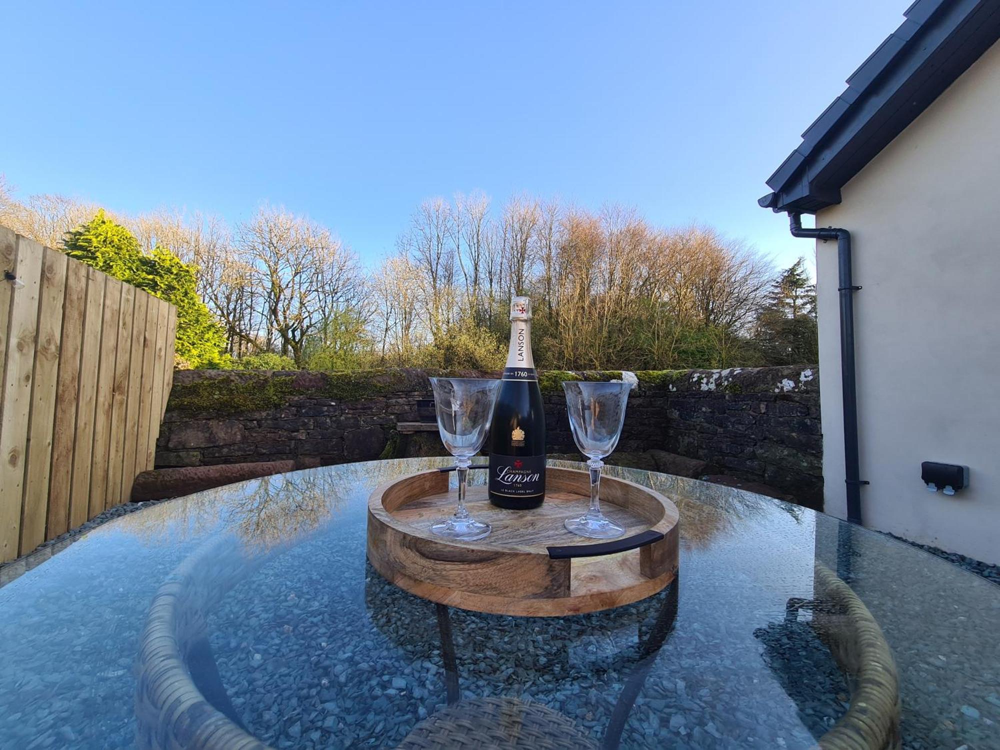 The Nest By Blake View Holidays, A Peaceful Boutique Retreat, 3 Miles From Ennerdale- Small Twin Or King Bed Available Rowrah Bagian luar foto